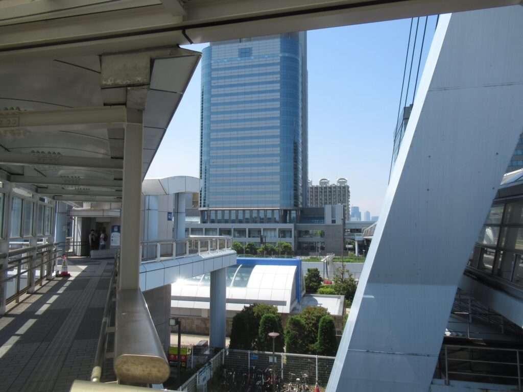 東京テレポート駅(りんかい線)