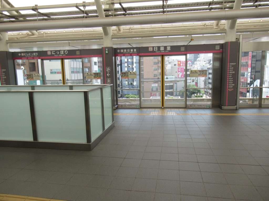 日暮里駅(日暮里・舎人ライナー)