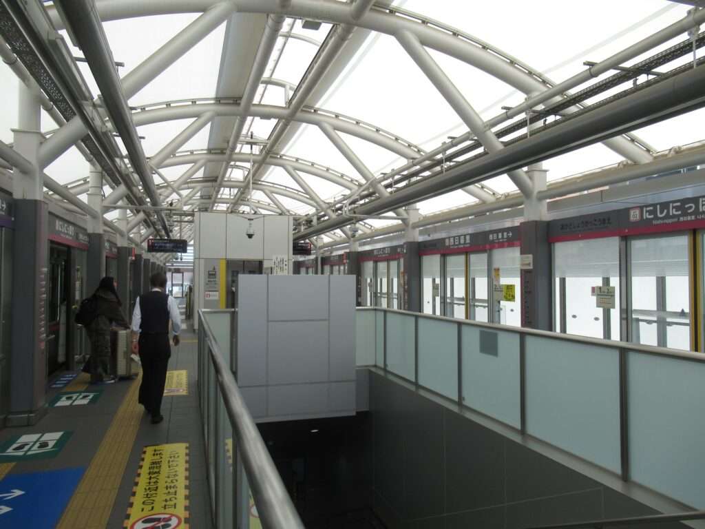 西日暮里駅(日暮里・舎人ライナー)
