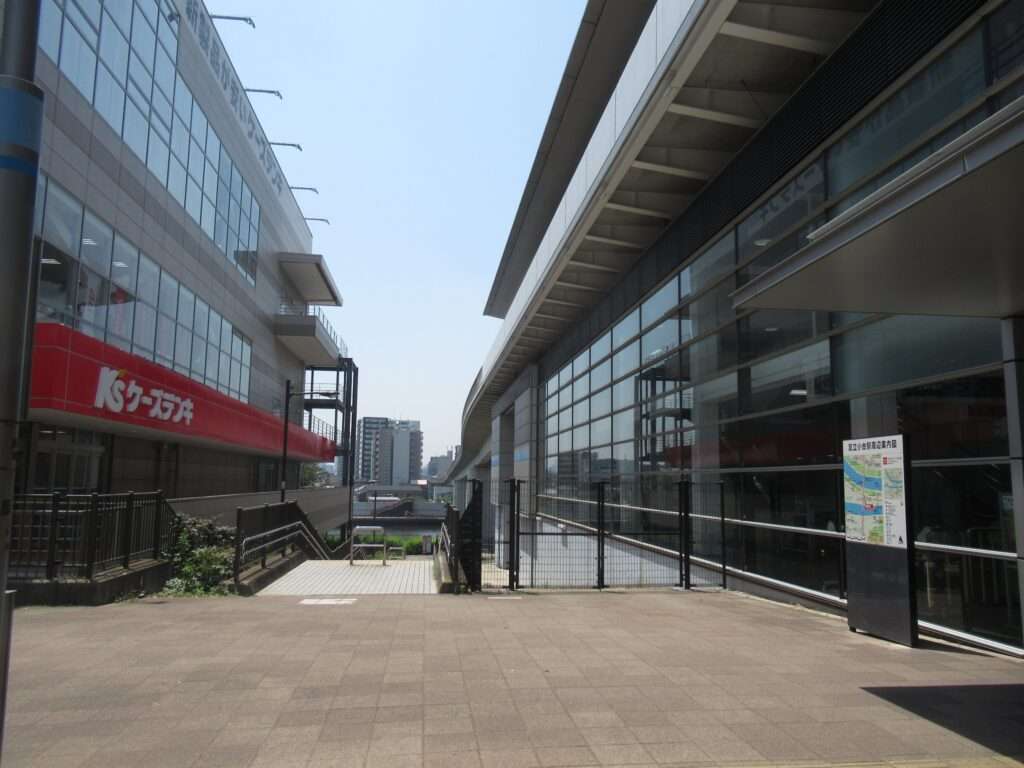 足立小台駅(日暮里・舎人ライナー)