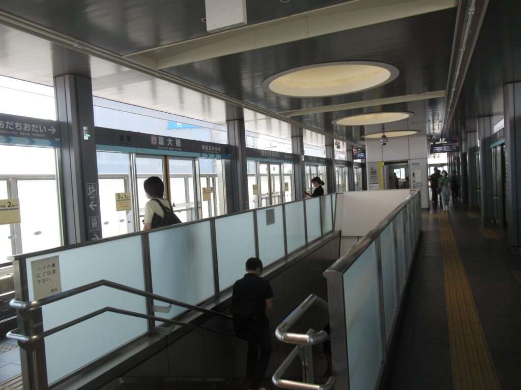 扇大橋駅(日暮里・舎人ライナー)