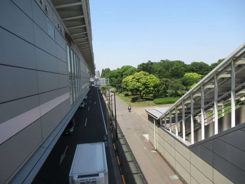 舎人公園駅(日暮里・舎人ライナー)