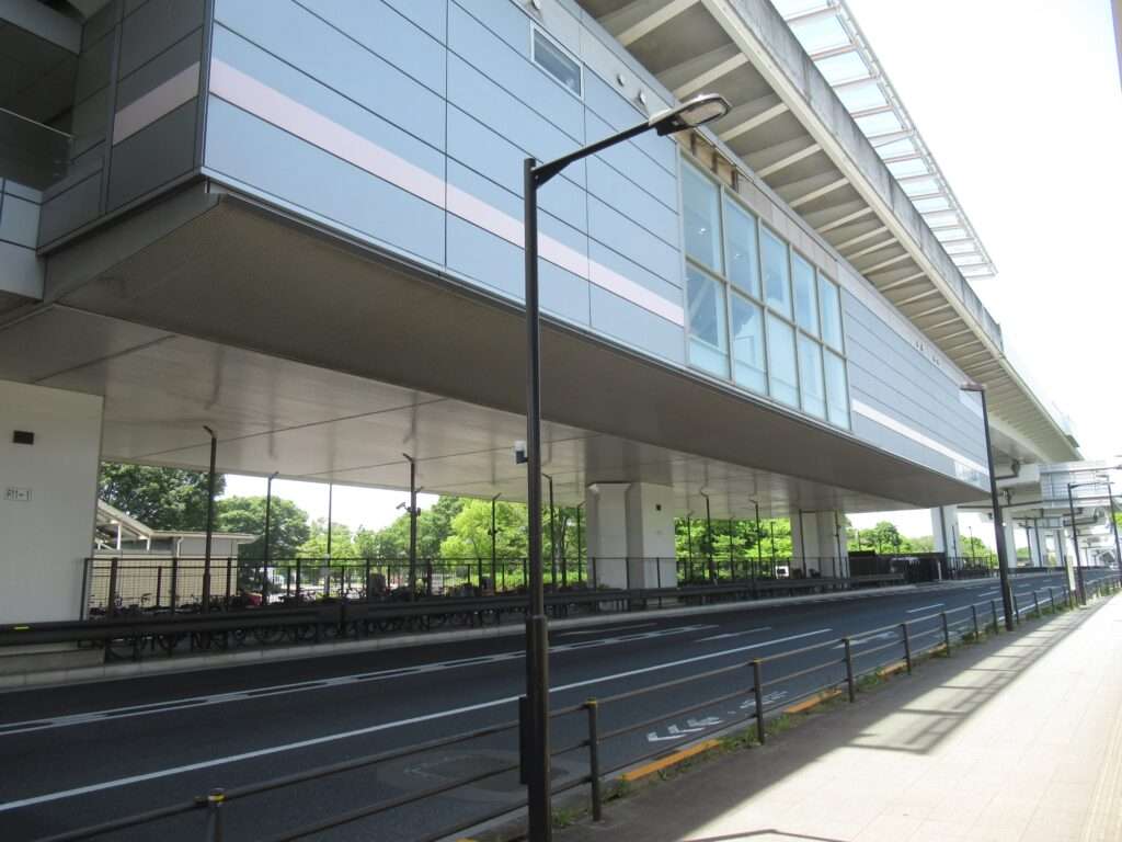 舎人公園駅(日暮里・舎人ライナー)