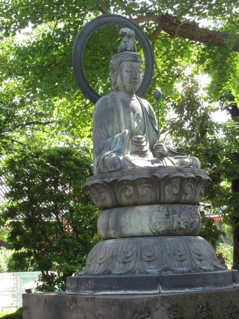 銅造観音菩薩坐像@浅草寺