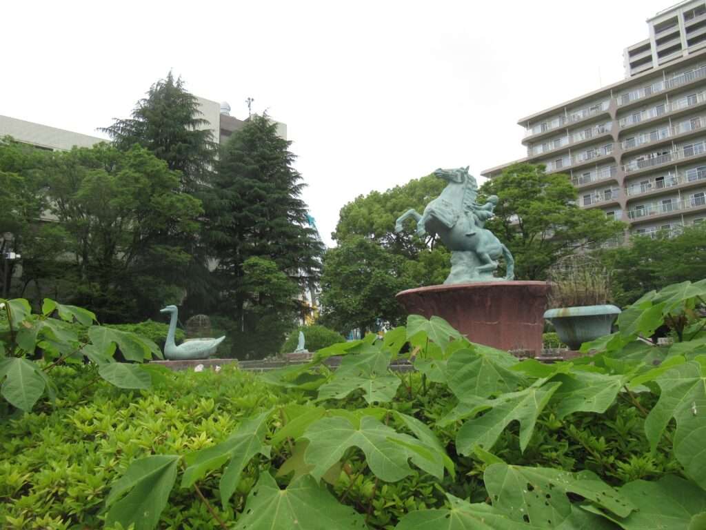 駿馬(騎乗した聖児像)@赤羽公園