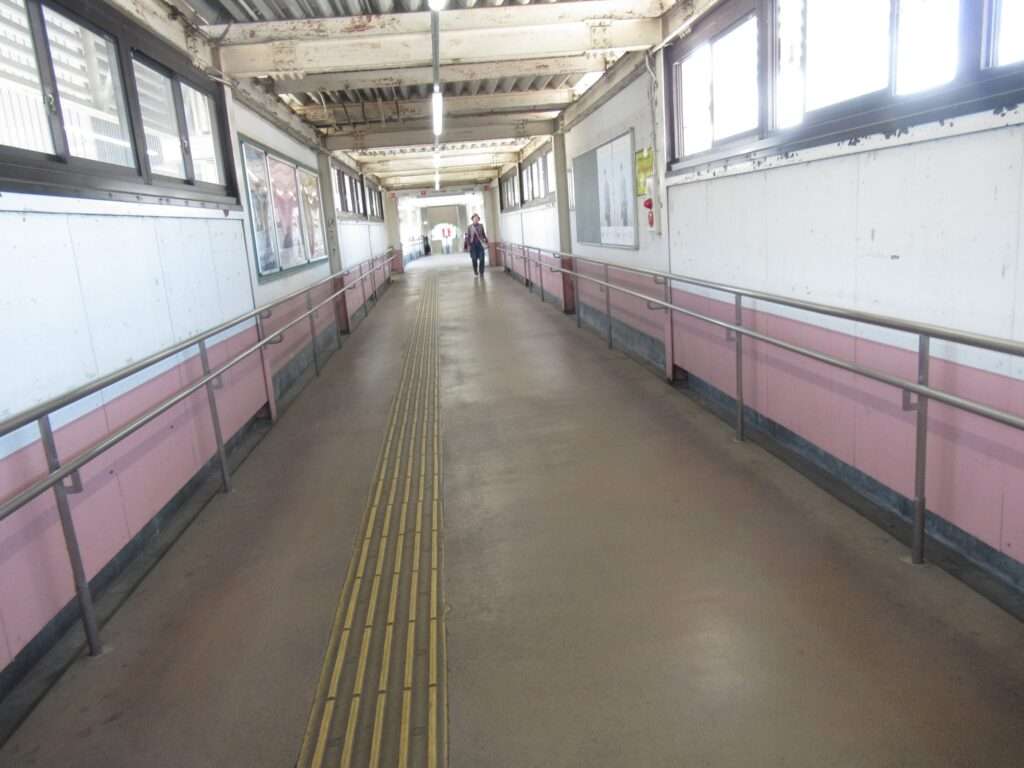 河辺駅(JR東日本)