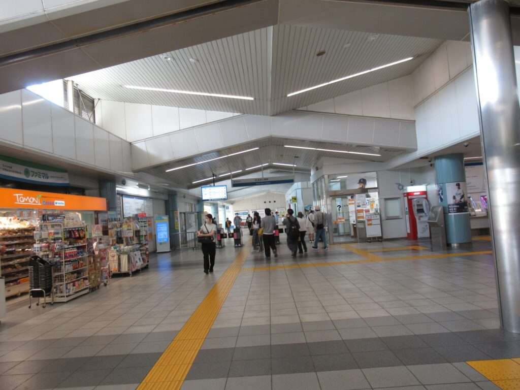 航空公園駅(西武鉄道)