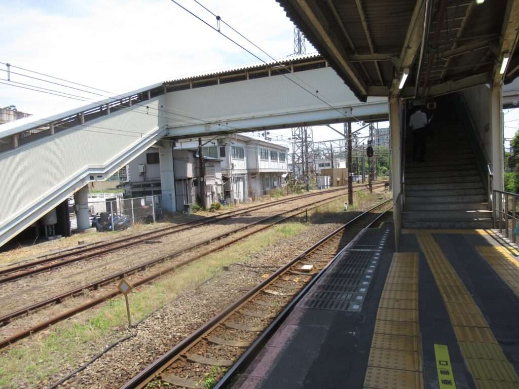 鶴見線浜川崎駅(JR東日本)