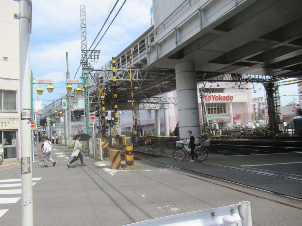 開かずの踏切@京成高砂駅