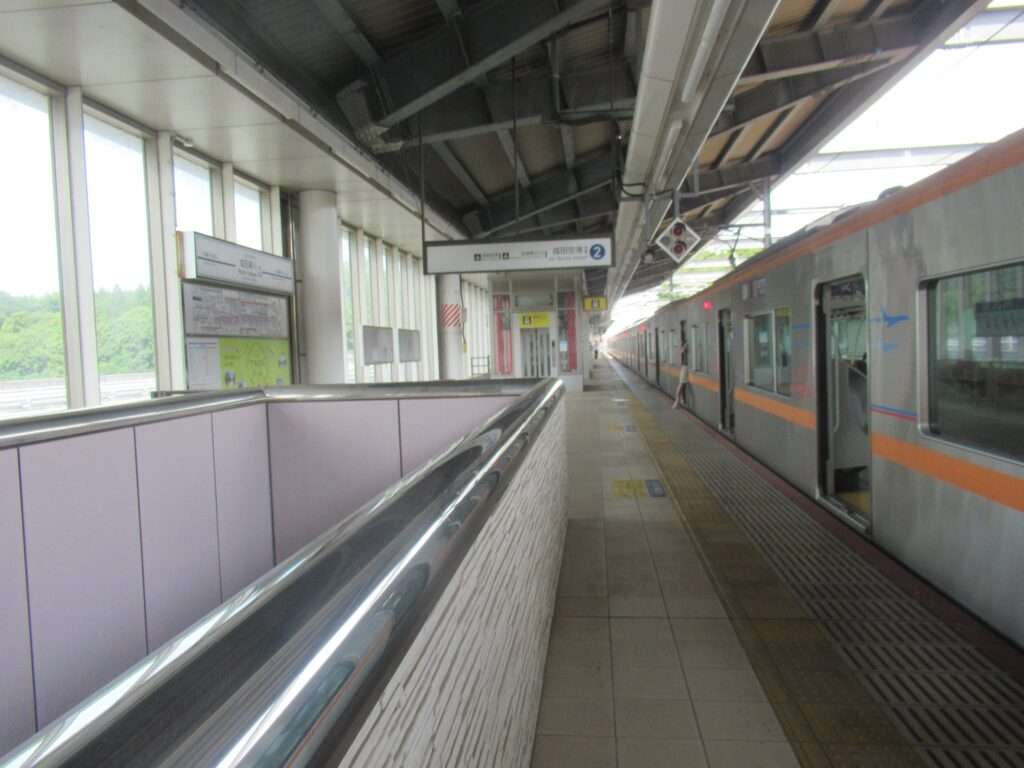 成田湯川駅(京成電鉄)