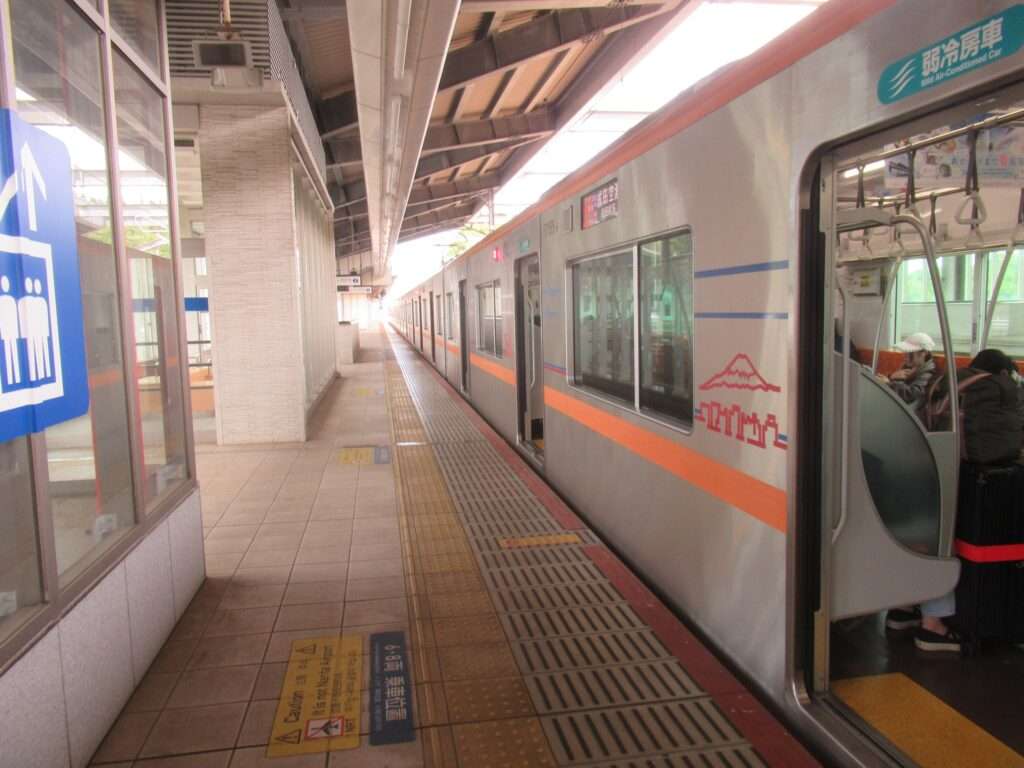 成田湯川駅(京成電鉄)