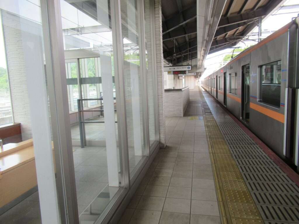 成田湯川駅(京成電鉄)