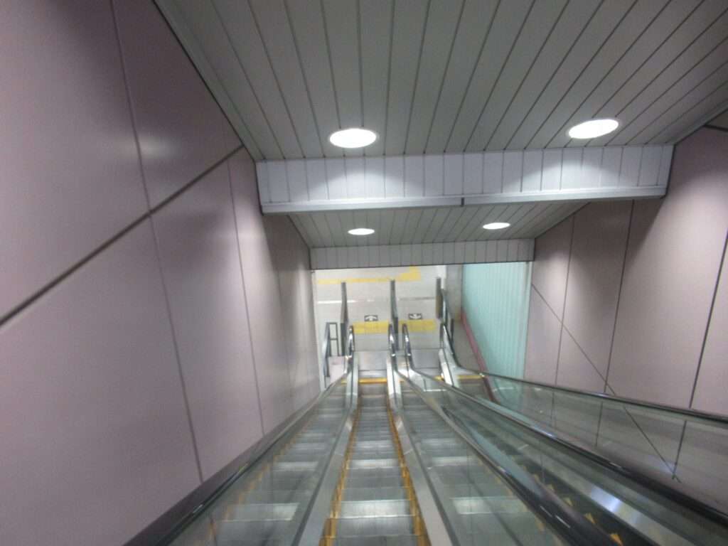 成田湯川駅(京成電鉄)