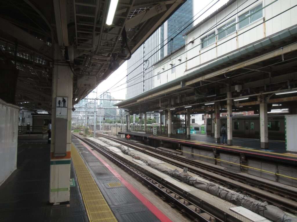 東海道線ホーム@東京駅