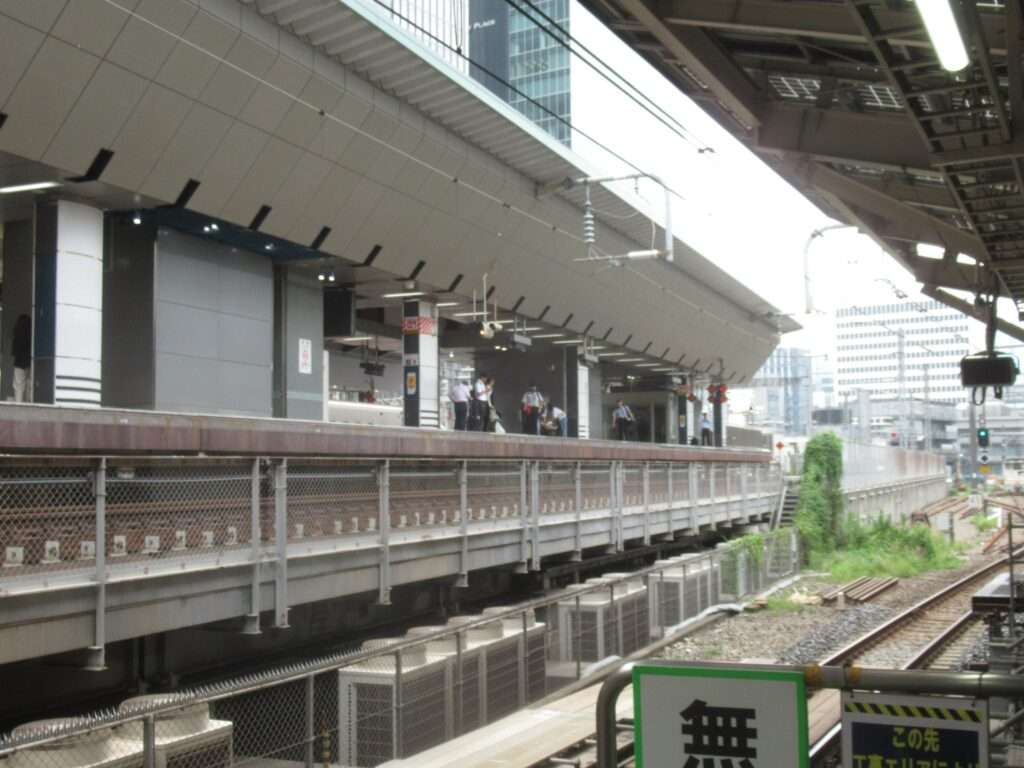 東海道線ホーム@東京駅