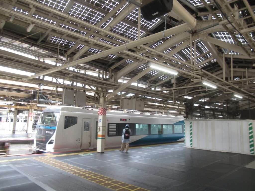 東海道線ホーム@東京駅