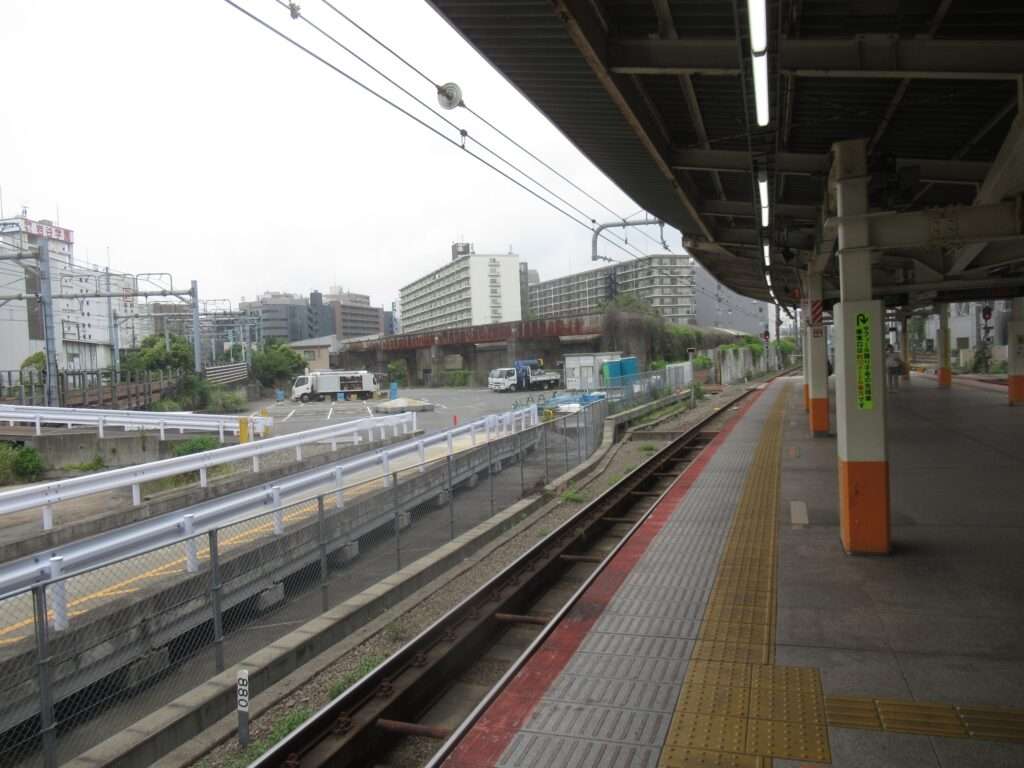 東急東横線廃線ガード@横浜駅