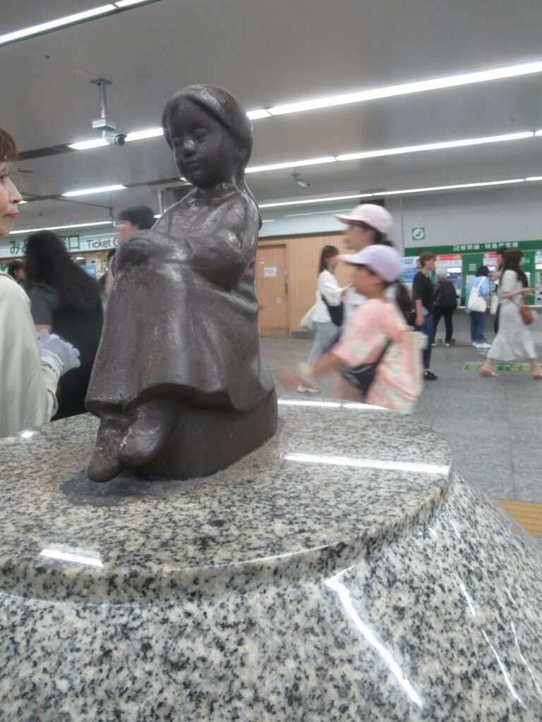 赤い靴@横浜駅