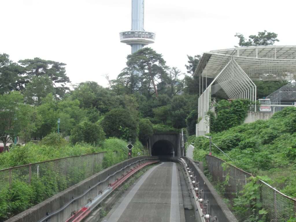 山口線多摩湖駅(西武鉄道)
