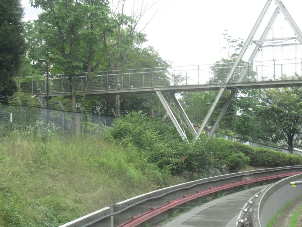 山口線多摩湖駅(西武鉄道)
