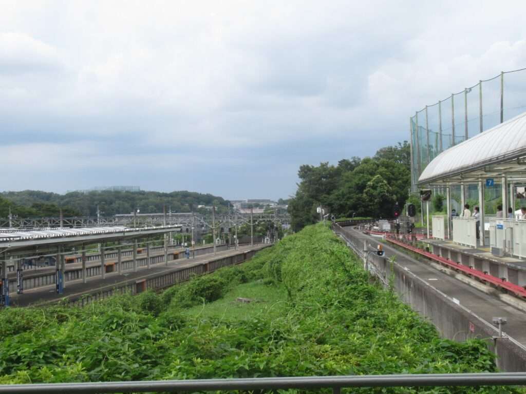 山口線西武球場前駅(西武鉄道)