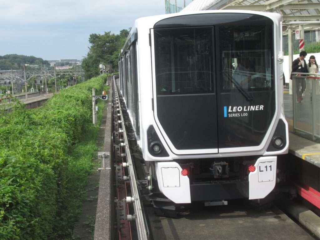 SeriesL00@西武球場前駅