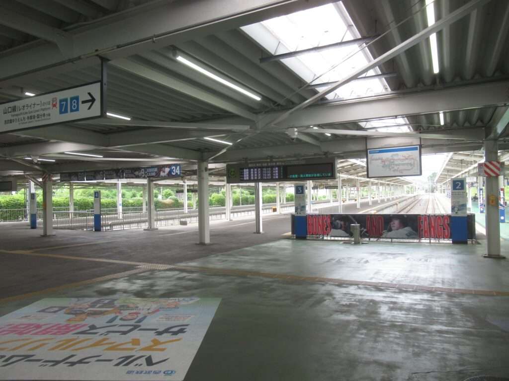 Series7000@西武球場前駅