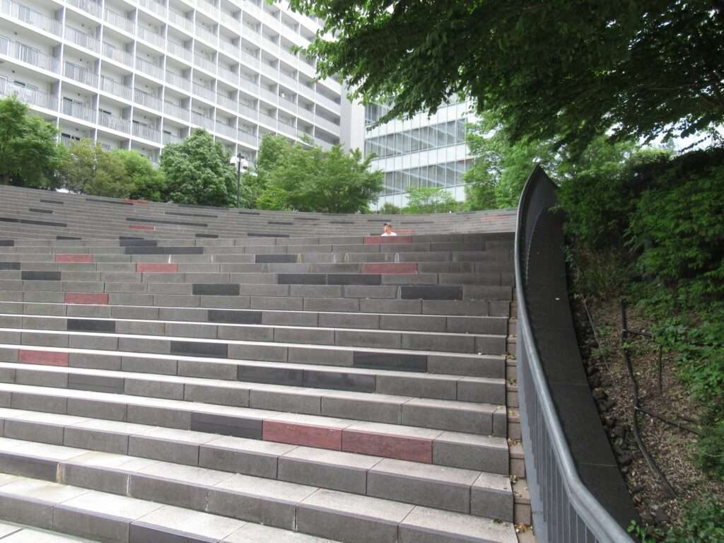 新宿イーストサイドスクエア(新宿区)