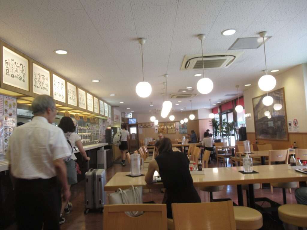 東新宿食堂(新宿区)
