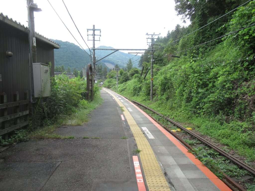 軍畑駅(JR東日本)