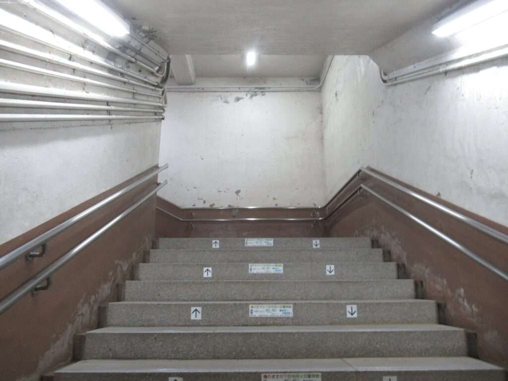 御嶽駅(JR東日本)