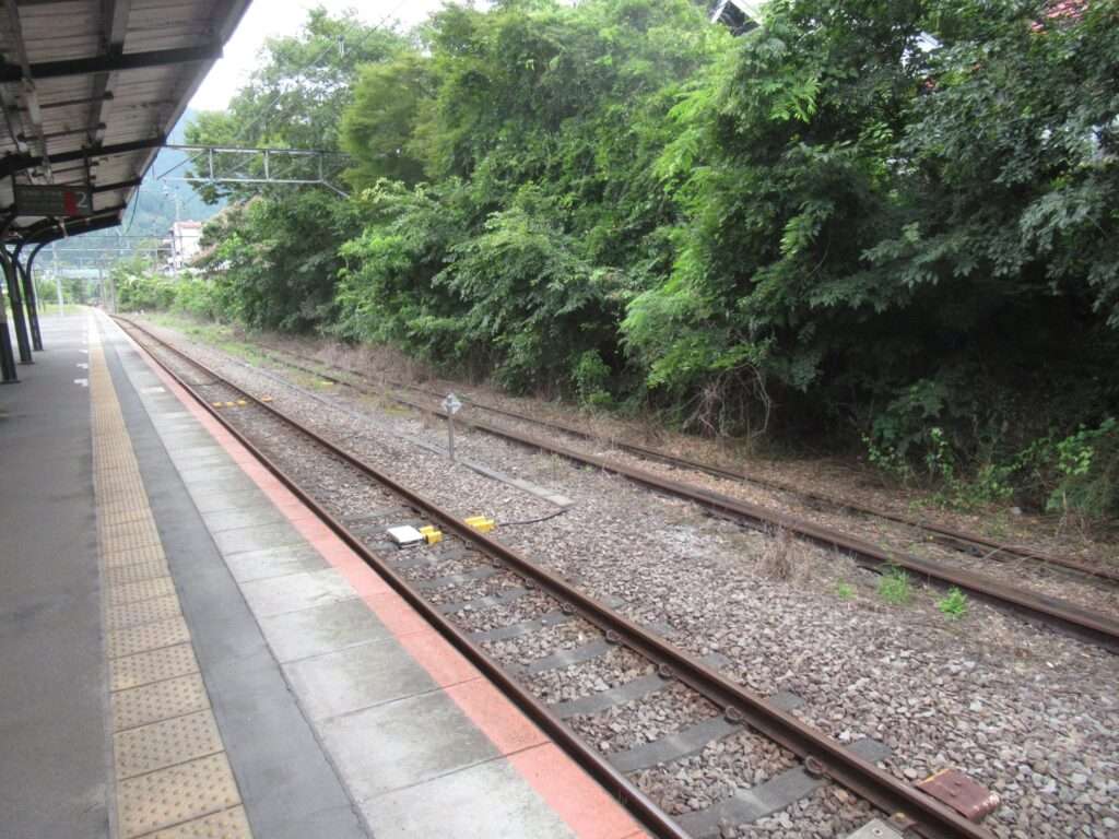 御嶽駅(JR東日本)