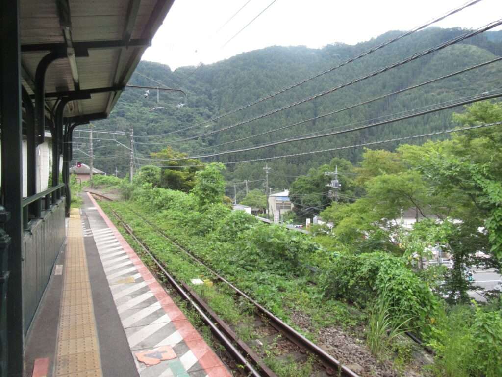 御嶽駅(JR東日本)