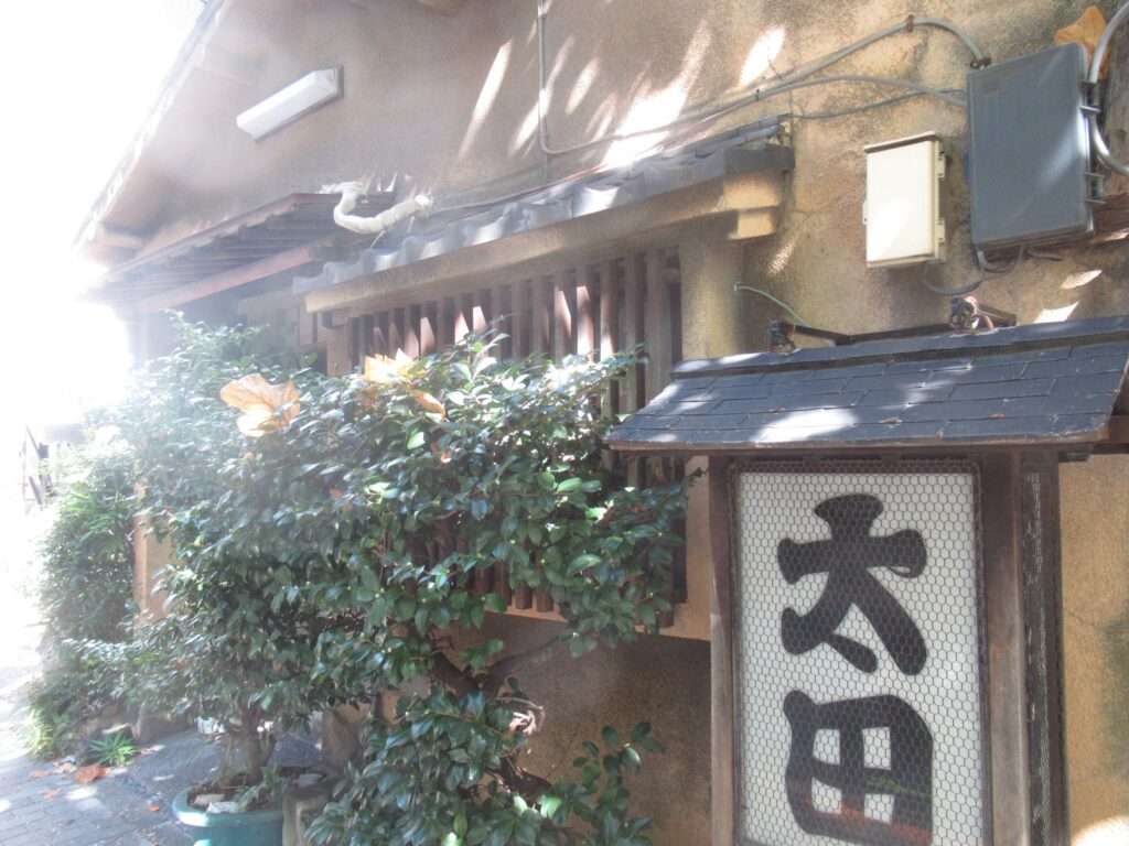 芸者新道(日本橋人形町)