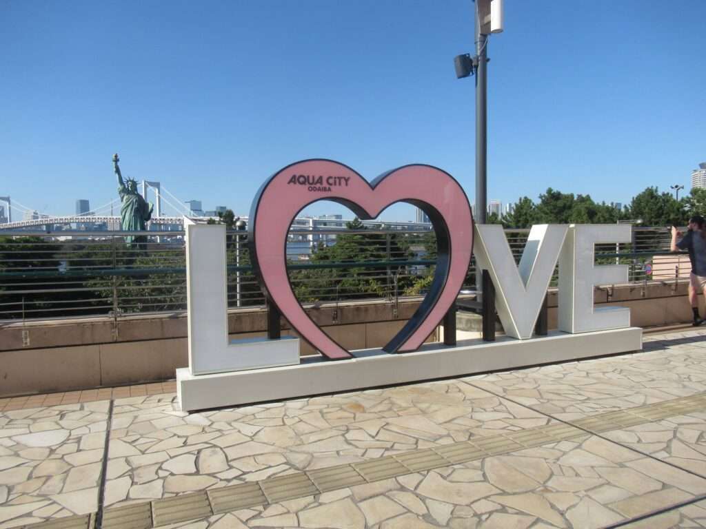 LOVE@アクアシティお台場