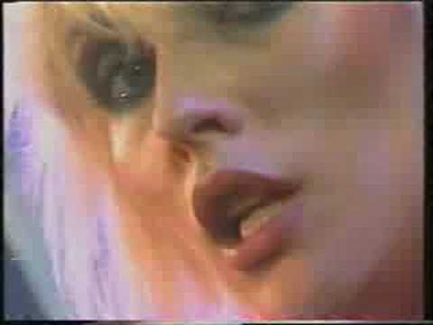 Blondie – Living in the Real World